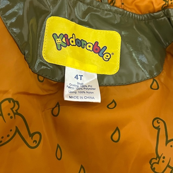 Kidorable,Dinosaur-Themed Orange
Raincoat Green Dinosaur Kids Raincoat, Size 4T - Picture 5 of 11